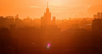 Прогнозы об «аномальной жаре» в России в июне не подтверждаются
