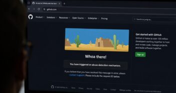 Госдума не планирует блокировать GitHub в России, но ожидает это от Microsoft