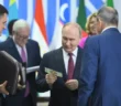 Путин разрешил банкам удерживать деньги россиян 6 часов и ввел новый лимит