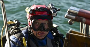 Вместо сексологов в России будут работать водолазные терапевты и кибернетики