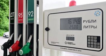 В Крыму перестали продавать бензин: что случилось с топливом и когда ждать решения