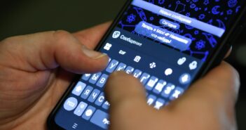 У мессенджера MAX отбирают сертификат безопасности