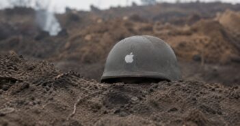 Глава Ростелекома назвал корпорацию Apple врагом России