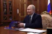 Путин подписал закон о тотальном учете владельцев смартфонов