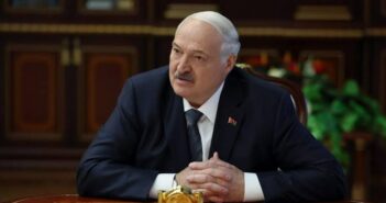 Лукашенко в Китае встретился с Си Цзиньпином: Пекин назвал Беларусь «железным другом»