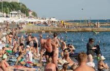 Туристы в Сочи придумали бесплатный трансфер до моря через риелторов
