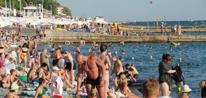 Туристы в Сочи придумали бесплатный трансфер до моря через риелторов