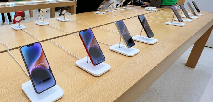 iPhone и техника Apple резко подорожают в России
