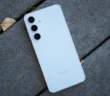 Samsung Galaxy S27 останется без новых дисплеев и камер в 2027 году
