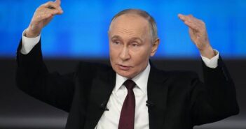Путин разделил нейросети на «свои» и «почти свои»