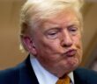 Трамп объявил, что намерен еще раз баллотироваться в президенты
