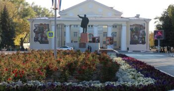Что случилось в Гуково: беспилотник повредил многоэтажку