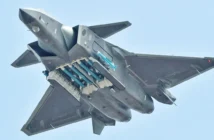 Китай мог выпустить уже 500 истребителей J-20: почему эта цифра встревожила США