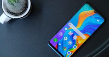 «Марусю» уберут, «Алису AI» добавят: что появится на новых смартфонах в России с 2027 года
