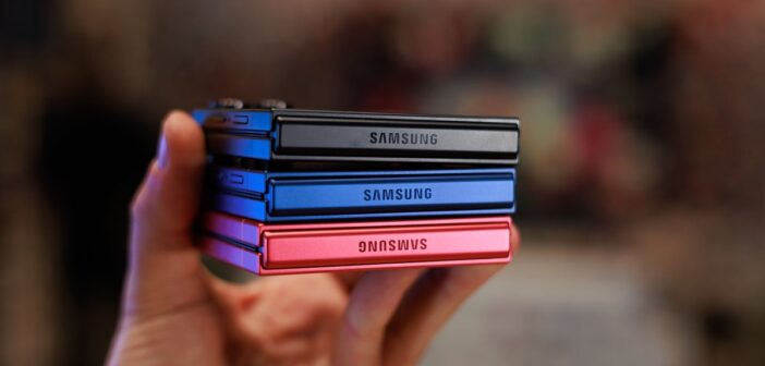 Galaxy Z Flip 8 рассекретили: новый чип, быстрая зарядка и старый дизайн