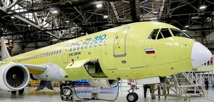 Первый серийный МС-21 готовят к полёту: когда новый самолёт начнёт возить пассажиров