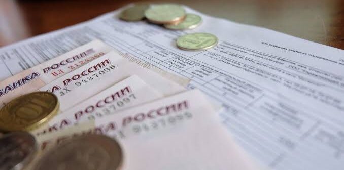 Квитанции ЖКХ придут в «Госуслуги»: кому перестанут носить бумажные платежки