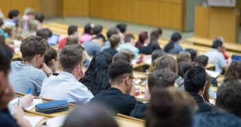 IT потеснили, дизайн взлетел: куда поступили 32 тысячи белорусских бюджетников