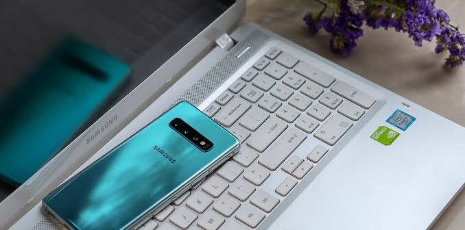 Samsung отключила свой мессенджер на смартфонах Galaxy