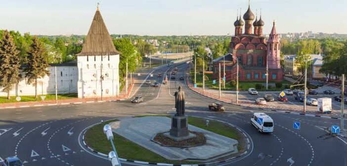 НПЗ Ярославль и атака БПЛА: что известно