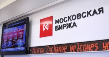Индекс Мосбиржи рухнул к минимумам с 2022 года: что происходит