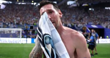 Месси перевернул полуфинал за семь минут: Аргентина выбила Англию и вышла на Испанию