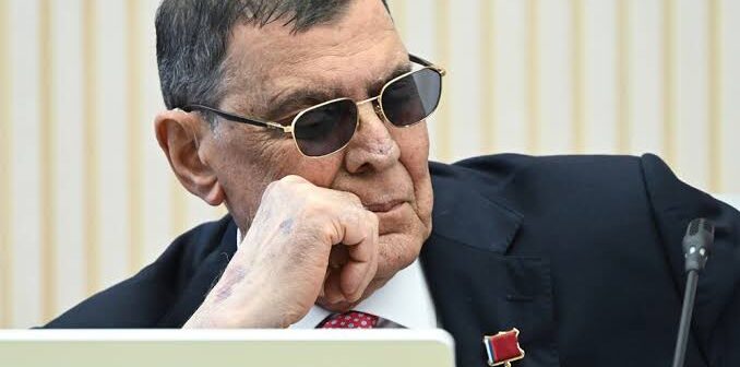 Умер один из авторов Конституции России Борис Эбзеев