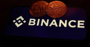 Binance «ушла» из России, но передала СК данные о донатах Украине