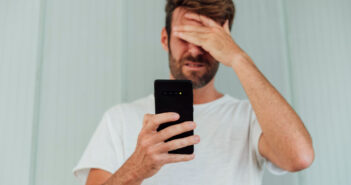 Власти посчитали, что каждый второй россиянин ненавидит iPhone