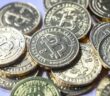 Криптовалюту в России разрешили покупать официально