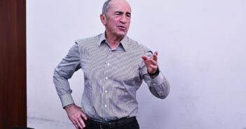 Бывшего президента Армении Роберта Кочаряна задержали по делу о коррупции