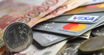 На карту пришел перевод от неизвестного: почему нельзя отправлять деньги обратно самому