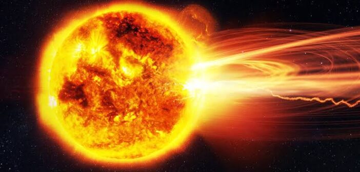 На Солнце произошла вспышка M8.1: будет ли магнитная буря 21 августа