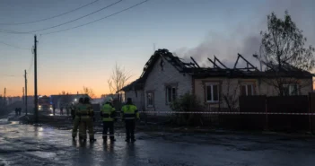Беспилотник упал на частный дом в Липецкой области: погибли мужчина и подросток