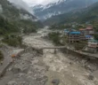 Наводнение в Непале: 384 туриста пропали без вести у границы с Тибетом