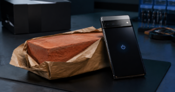 Кирпич из коробки: владельцы Google Pixel 11 Pro жалуются на внезапные отключения