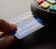 Visa и Mastercard могут вернуться в Россию: что означает заявление Аксакова