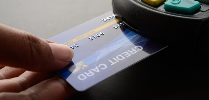 Visa и Mastercard могут вернуться в Россию: что означает заявление Аксакова