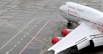 Ограничения в аэропортах России 2 августа: где открыли небо и как проверить рейс
