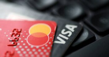 Visa и Mastercard в России превращаются в «тыкву»